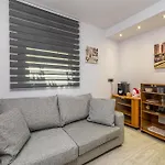 Bellona 3*