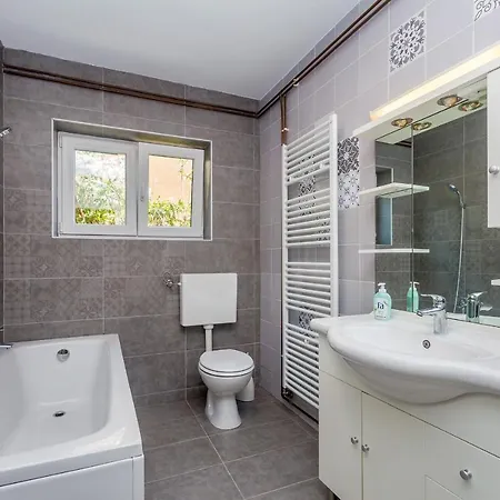 Guest house Bellona