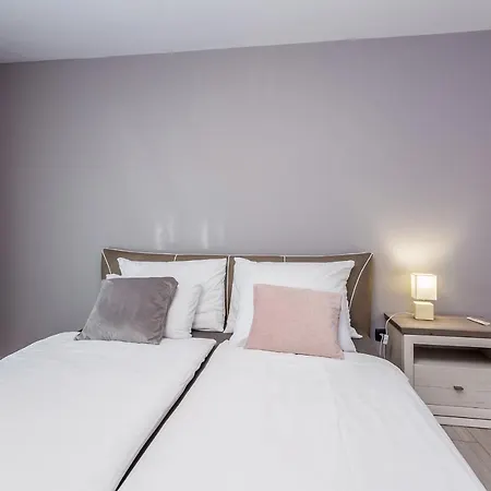 Bellona بيت ضيافة