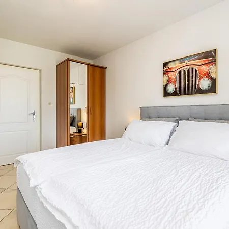Bellona Guest house