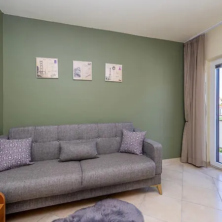 Bellona بيت ضيافة